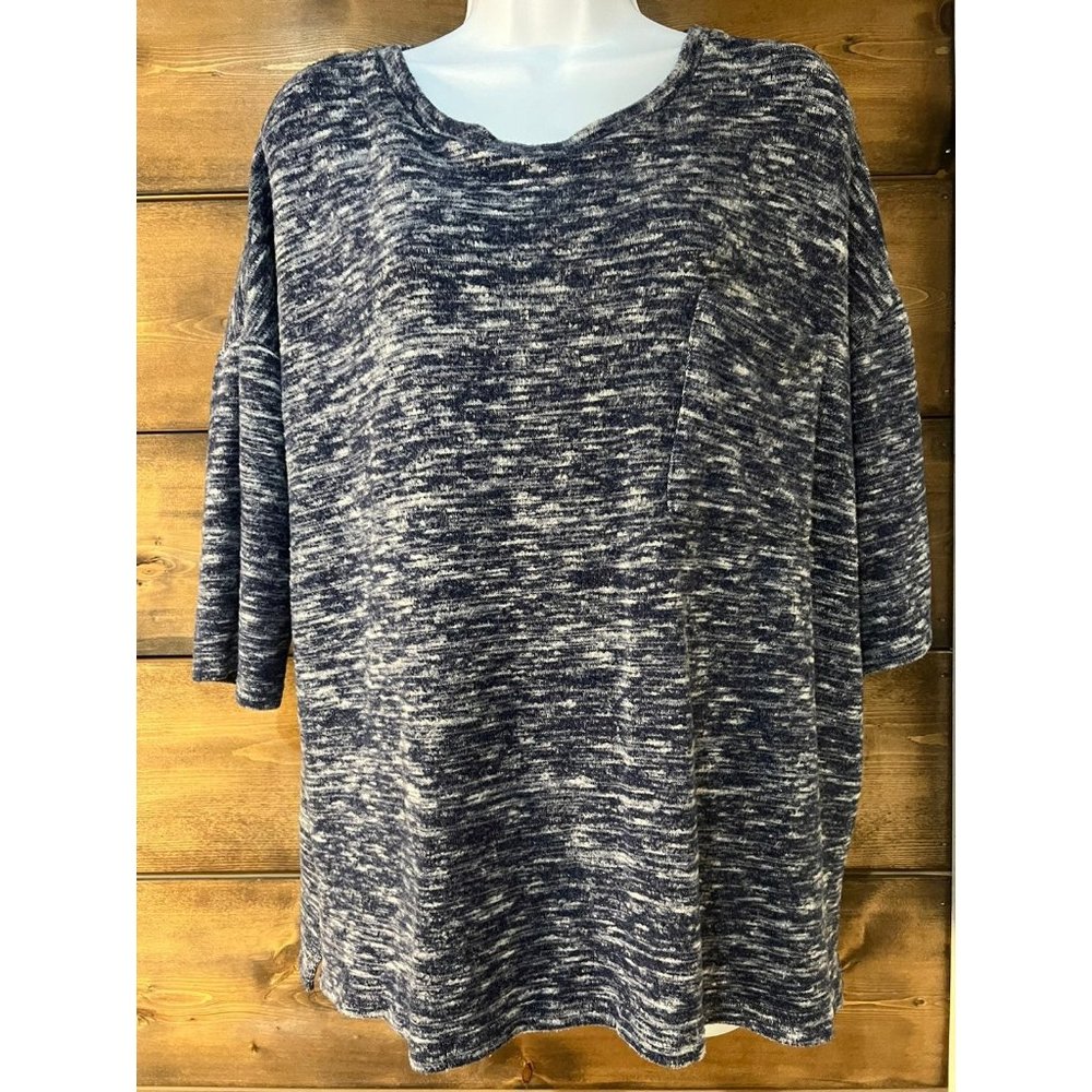 Women's Shirt‎